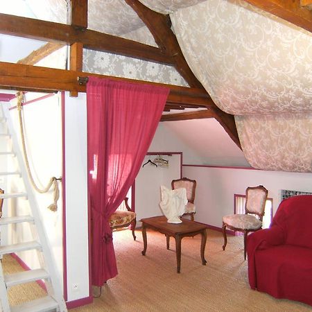 Le Relais Du Mont Chauve Bed & Breakfast Caumont-Sur-Aure ภายนอก รูปภาพ