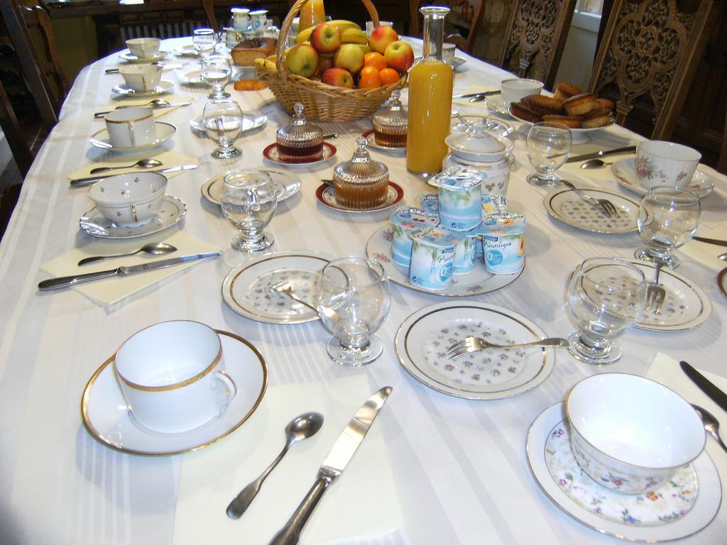 Le Relais Du Mont Chauve Bed & Breakfast Caumont-Sur-Aure ภายนอก รูปภาพ